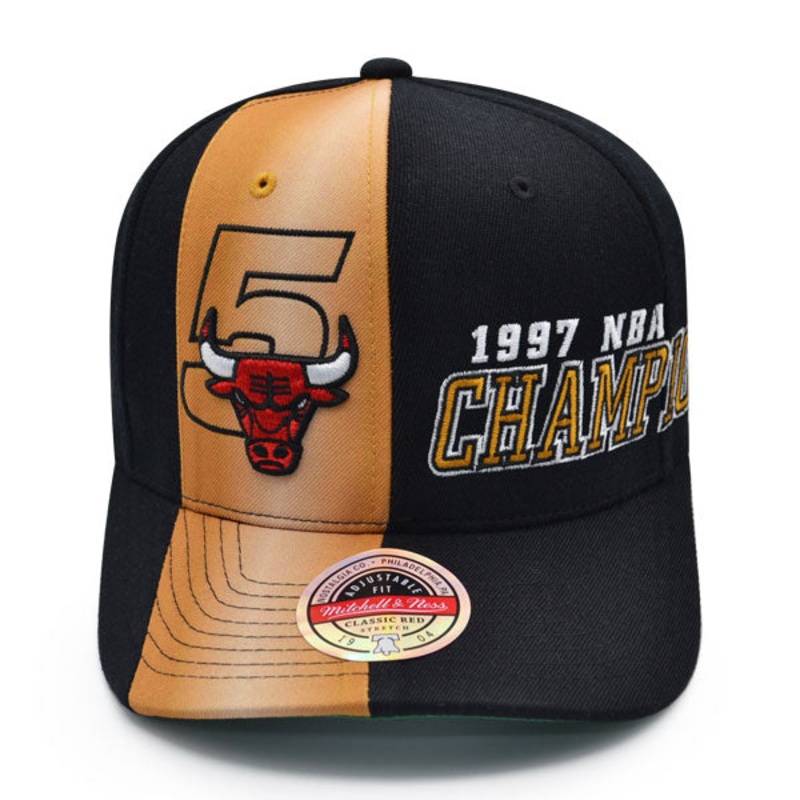 Jordan Days HWC Exclusive Mitchell & Ness Chicago Bulls 1997 NBA World Champions Locker Room Stretch Snapback Hat – Black/Gold