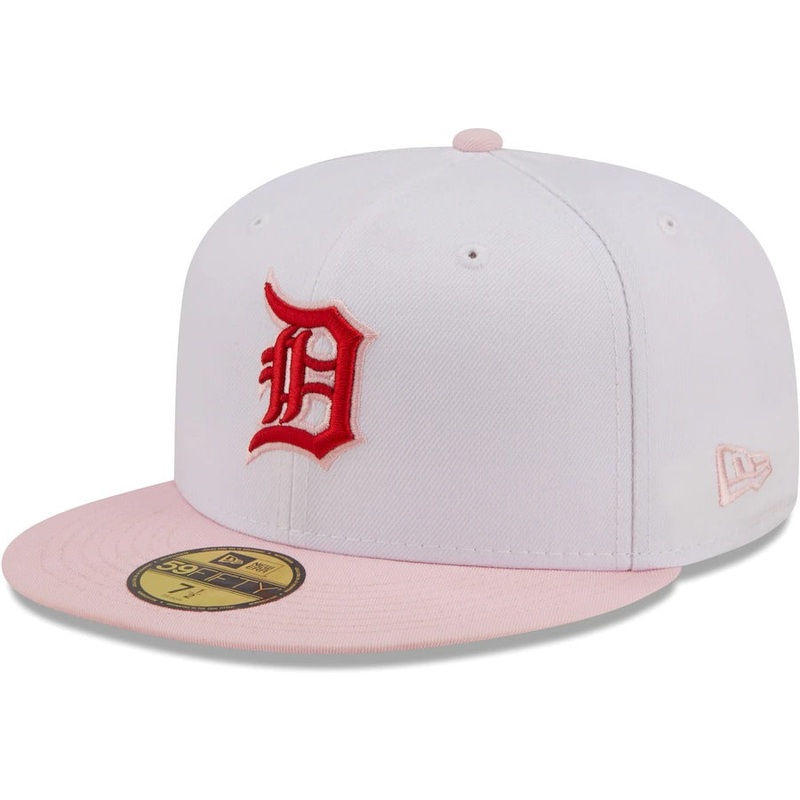 New Era Minnesota Twins White/Pink Scarlet Undervisor 59FIFTY Fitted Hat