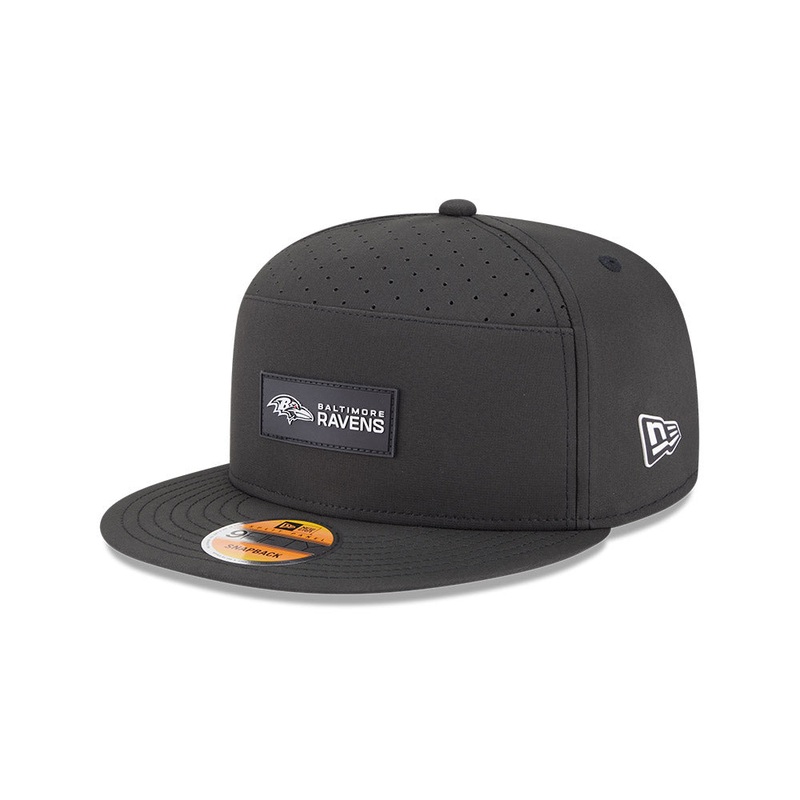 Baltimore Ravens New Era 2025 Sideline Split Panel 9FIFTY Snapback Hat – Black