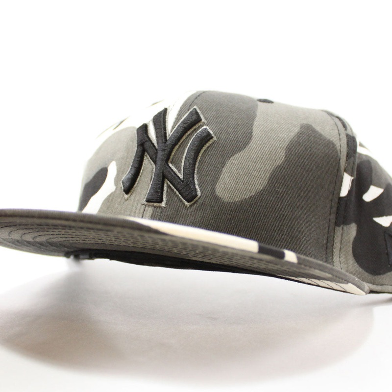 New York Yankees New Era 59Fifty Fitted Hat (Snow Camo) 7 3/4