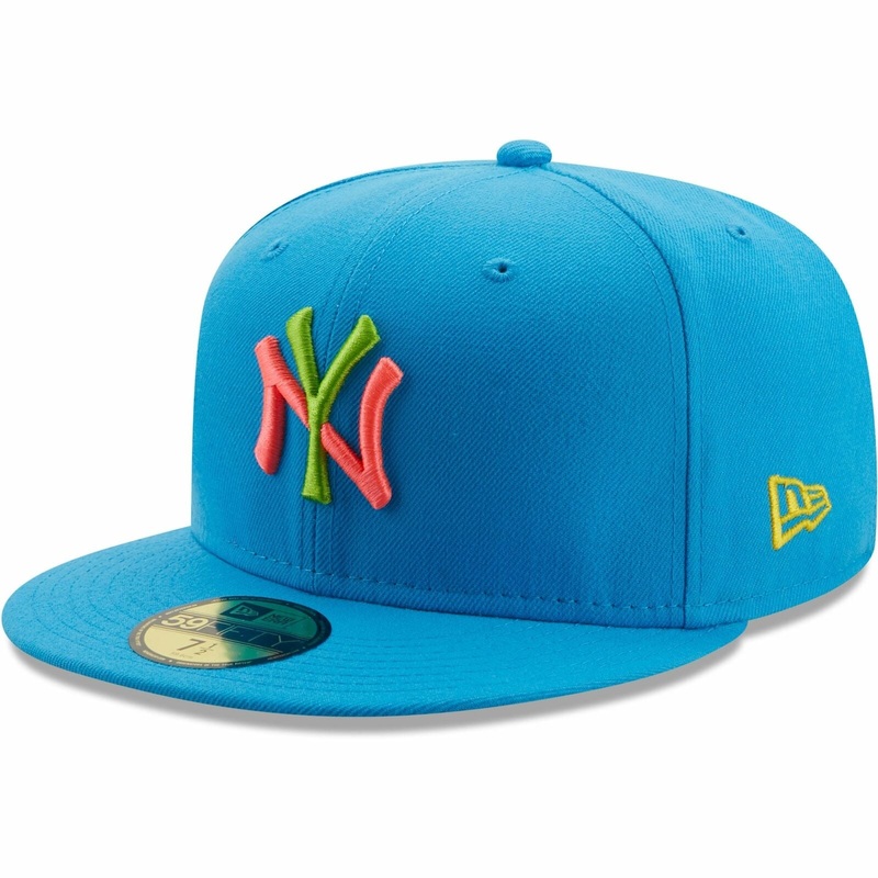 New Era Light Blue New York Yankees Pink Glow Undervisor 59FIFTY Fitted Hat