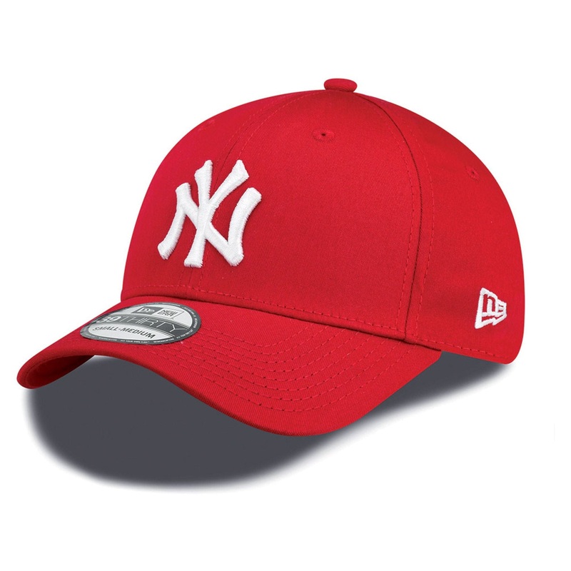 New York Yankees Essential Red 39THIRTY Cap S-M