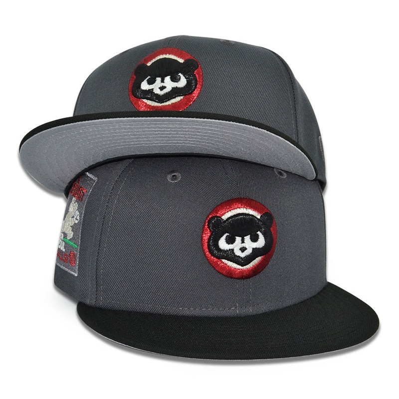 Chicago Cubs “BIG C CUBS” Exclusive New Era 59Fifty Fitted Hat – Graphite/Black 6 7/8