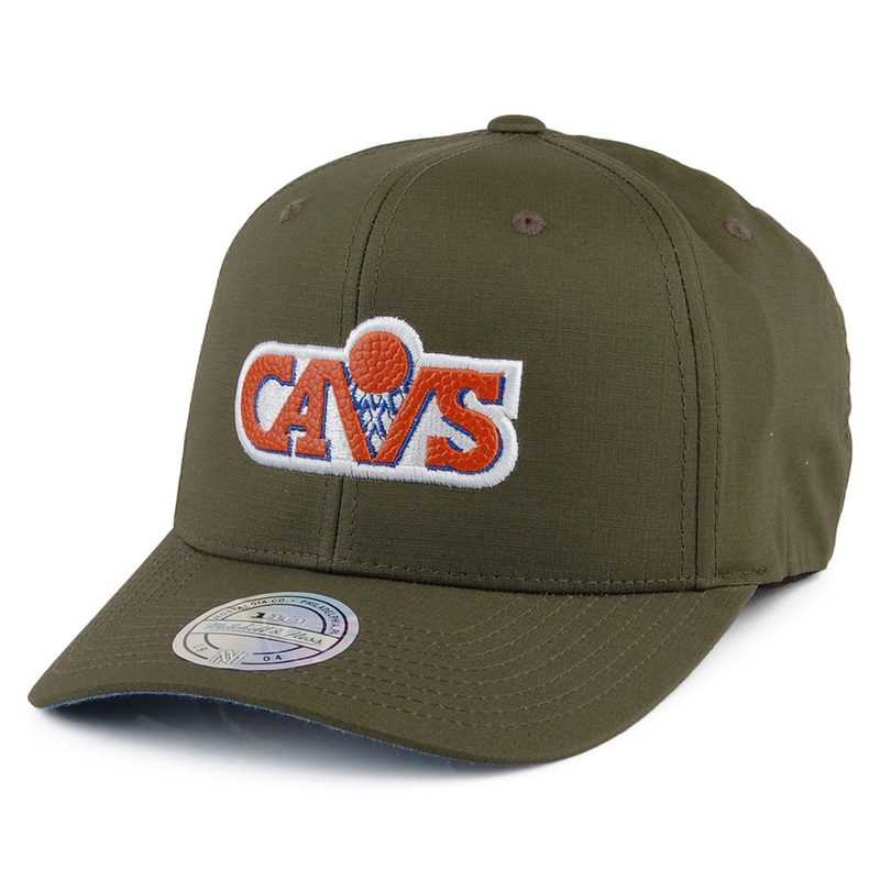 Mitchell & Ness Cleveland Cavaliers Ripstop Snapback Cap – Battle – Army Green Adjustable