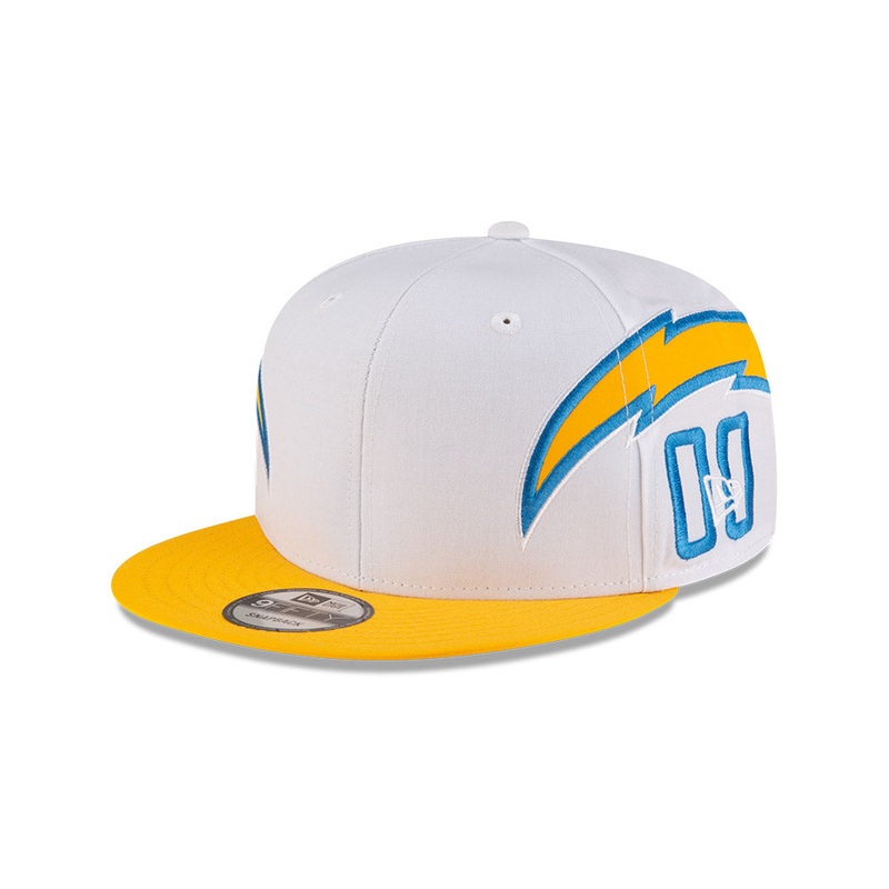 Los Angeles Chargers New Era HELMET 9Fifty Snapback Hat – White/Yellow