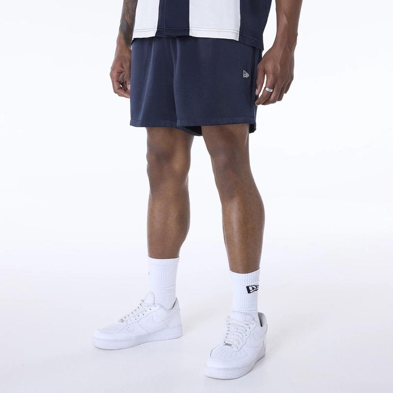 New Era Woven Navy Shorts XS