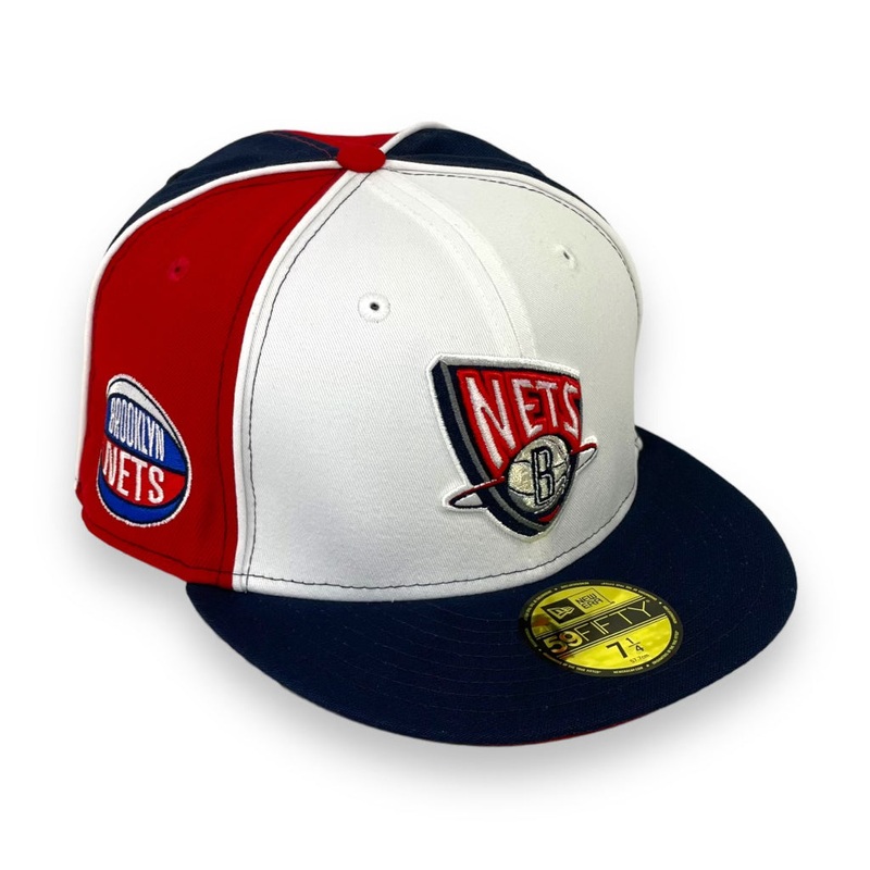 BROOKLYN NETS NEW ERA 59FIFTY FITTED (RED UNDER VISOR) 67/8