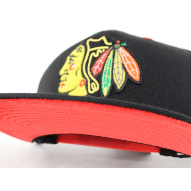 Chicago Blackhawks Mitchell & Ness Snapback Hats (Red Velour Under Brim) One Size