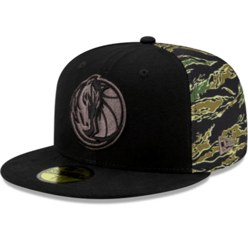 New Era Dallas Mavericks Camo Panel 59Fifty Fitted Hat