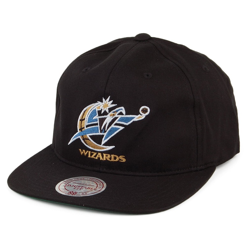 Mitchell & Ness Washington Wizards Snapback Cap – Team Logo Deadstock – Black Adjustable