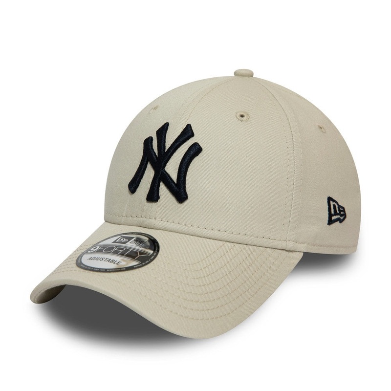 New York Yankees 9Forty League Essential Stone/Black Cap One Size