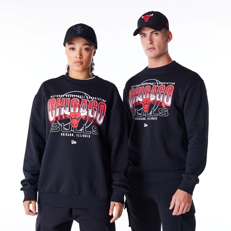 Chicago Bulls NBA Tech Black Crew Neck Sweatshirt XS