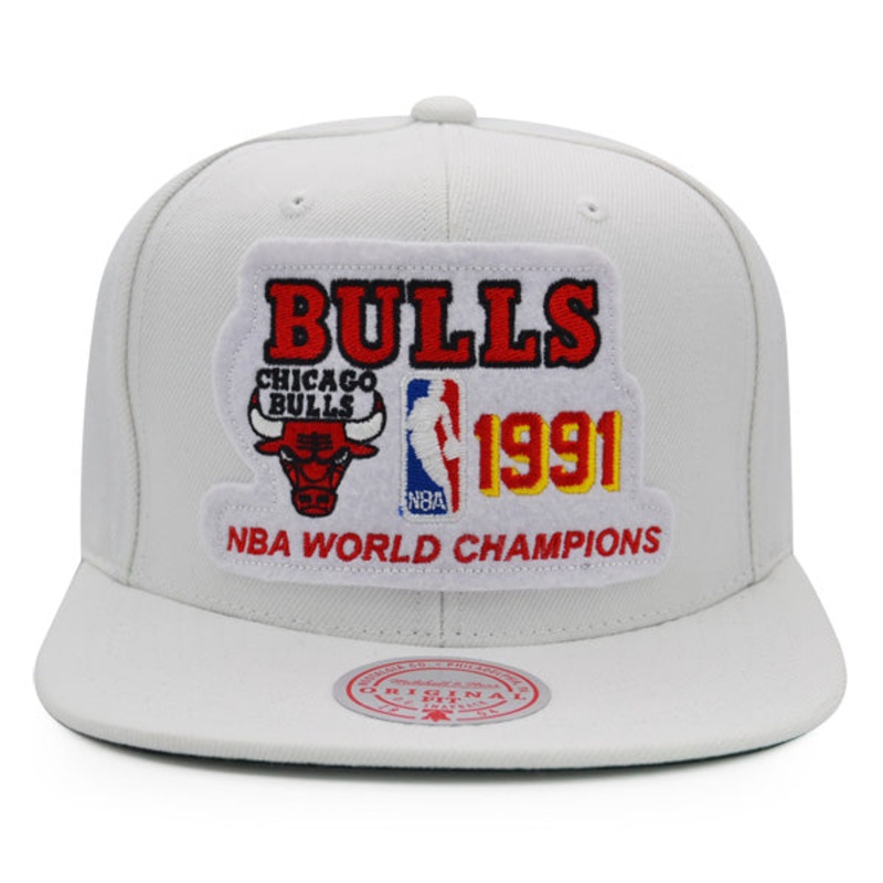 Jordan Days HWC Exclusive Mitchell & Ness Chicago Bulls 1991 NBA World Champions Locker Room Snapback Hat – White/Red
