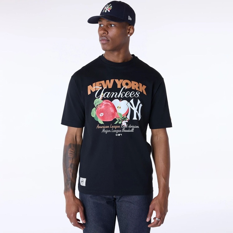 New York Yankees MLB Fruit Black T-Shirt XS