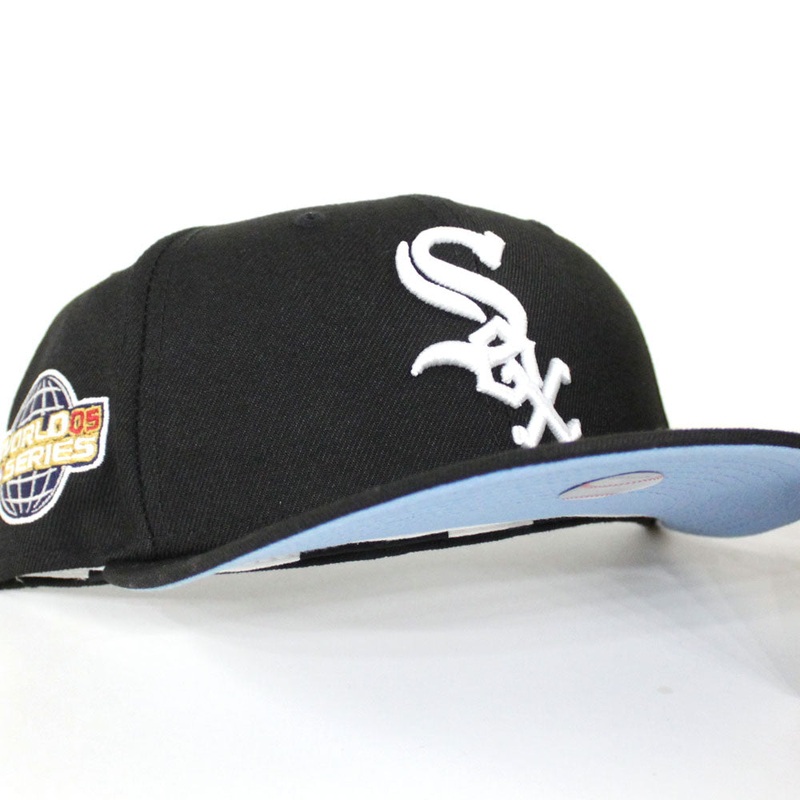 Chicago White Sox New 2005 World Series New Era 59Fifty Fitted Hat (Black Sky Blue Under Brim) 6 7/8