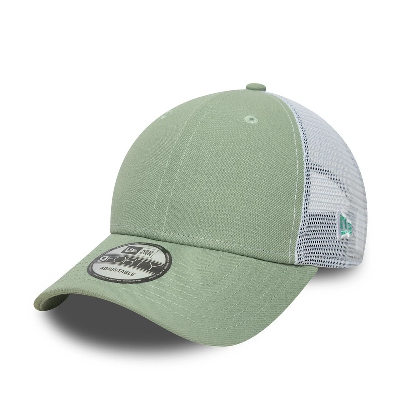 New Era Green 9FORTY Trucker Adjustable Cap OSFA