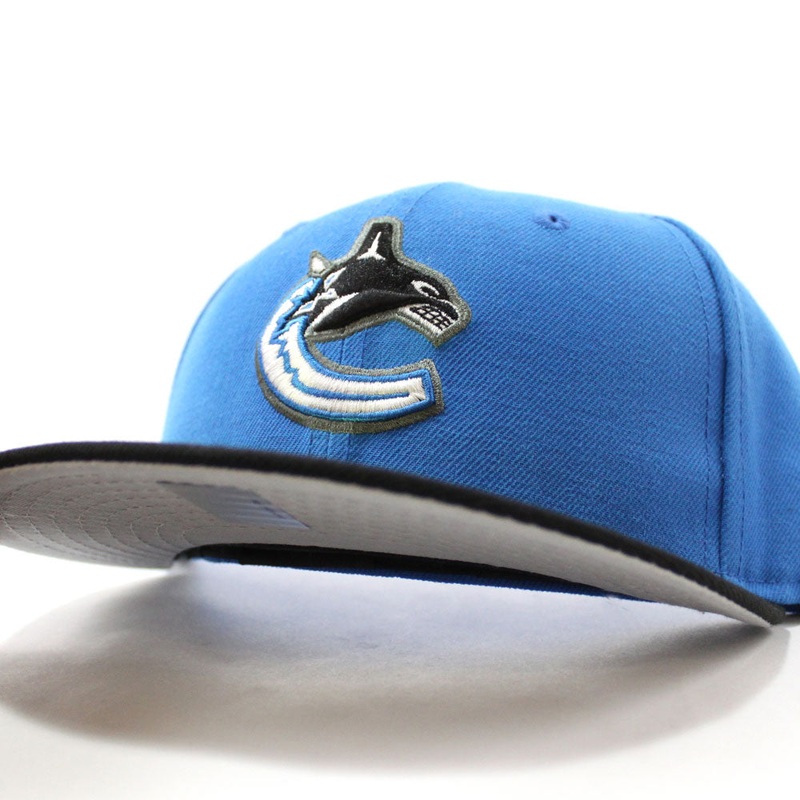 Vancouver Canucks New Era 59Fifty Fitted Hat (BLUE BLACK GRAY UNDER BRIM) 7 1/8