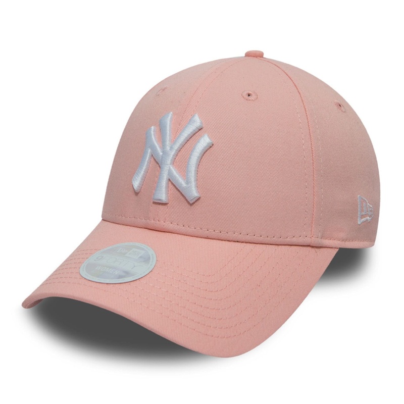 New York Yankees Essential Womens Pink 9FORTY Cap OSFA
