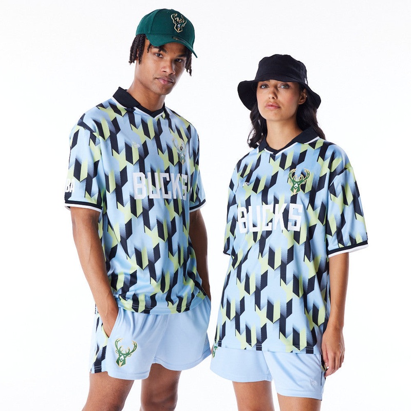 Milwaukee Bucks NBA Soccer Blue Tee S