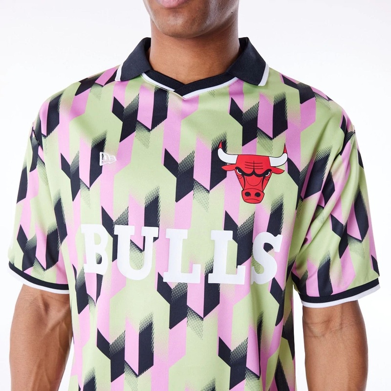 Chicago Bulls NBA Soccer Pastel Green T-Shirt XS