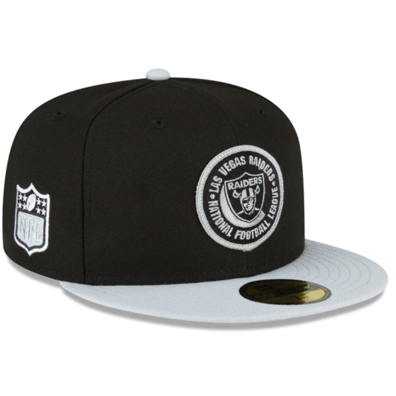 New Era Las Vegas Raiders 2023 Sideline Team Patch 59FIFTY Fitted Hat