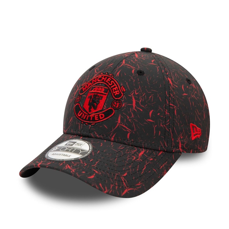 Manchester United FC 9FORTY Crinkle All Over Print Black Cap One Size