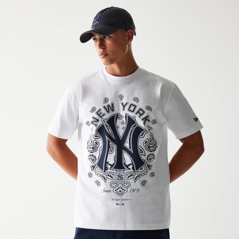 New York Yankees New Era Paisley White Oversized T-Shirt XS