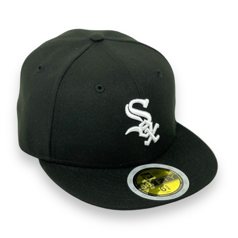 KIDS – CHICAGO WHITE SOX NEW ERA 59FIFTY FITTED (RED UNDER VISOR) 63/8