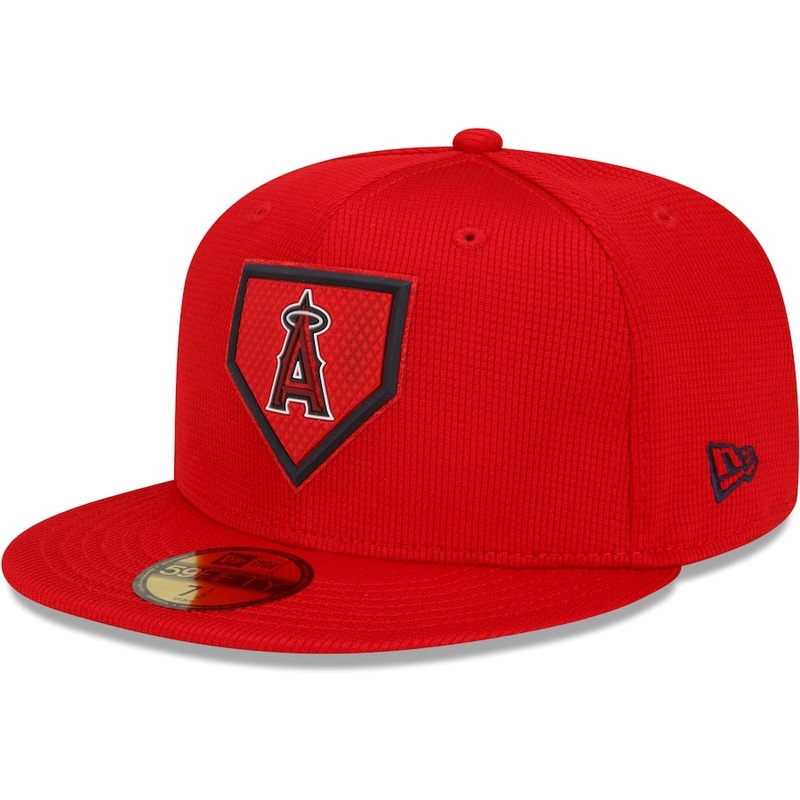 New Era Los Angeles Angels Red 2022 Clubhouse 59FIFTY Fitted Hat