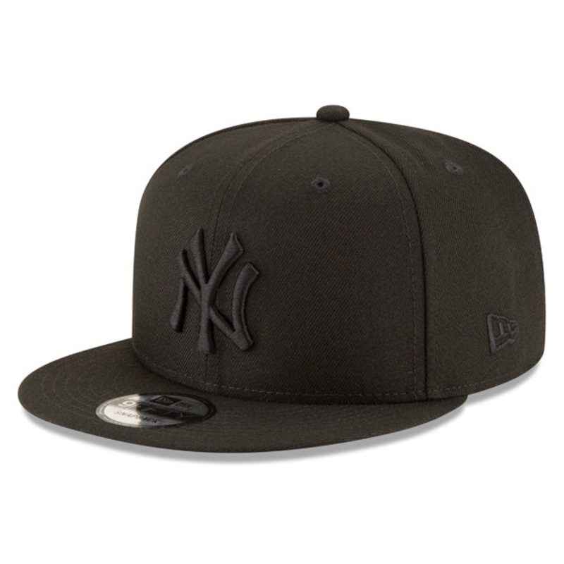New York Yankees New Era CLASSIC BOB 9Fifty Snapback MLB Hat – Black on Black