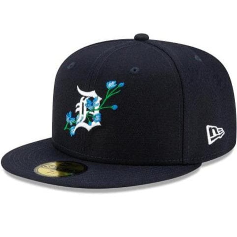 New Era Detroit Tigers Side Patch Bloom 59FIFTY Fitted Hat