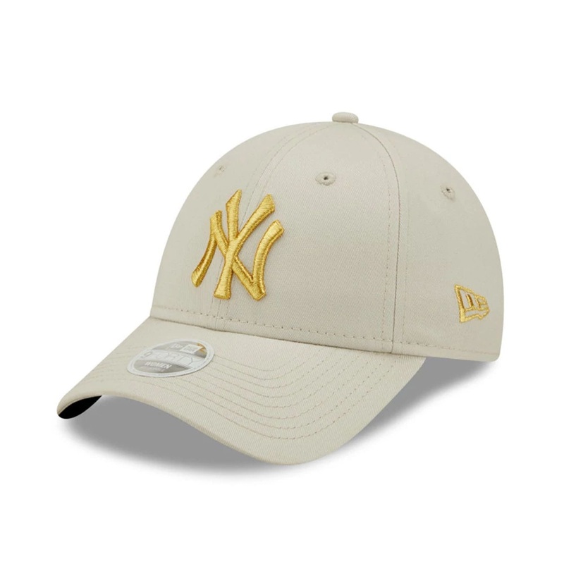 New York Yankees Womens Metallic Logo Cream 9FORTY Adjustable Cap OSFM