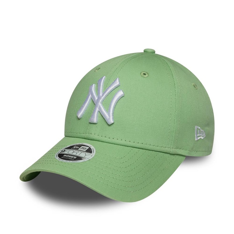 New York Yankees 9FORTY Womens MLB League Essential Pastel Green Cap One Size