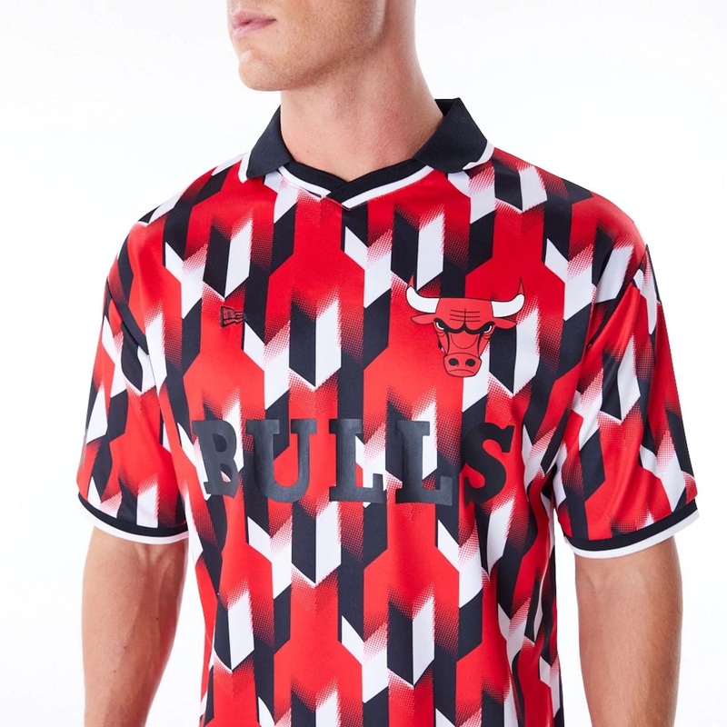 Chicago Bulls NBA Soccer Red T-Shirt XS