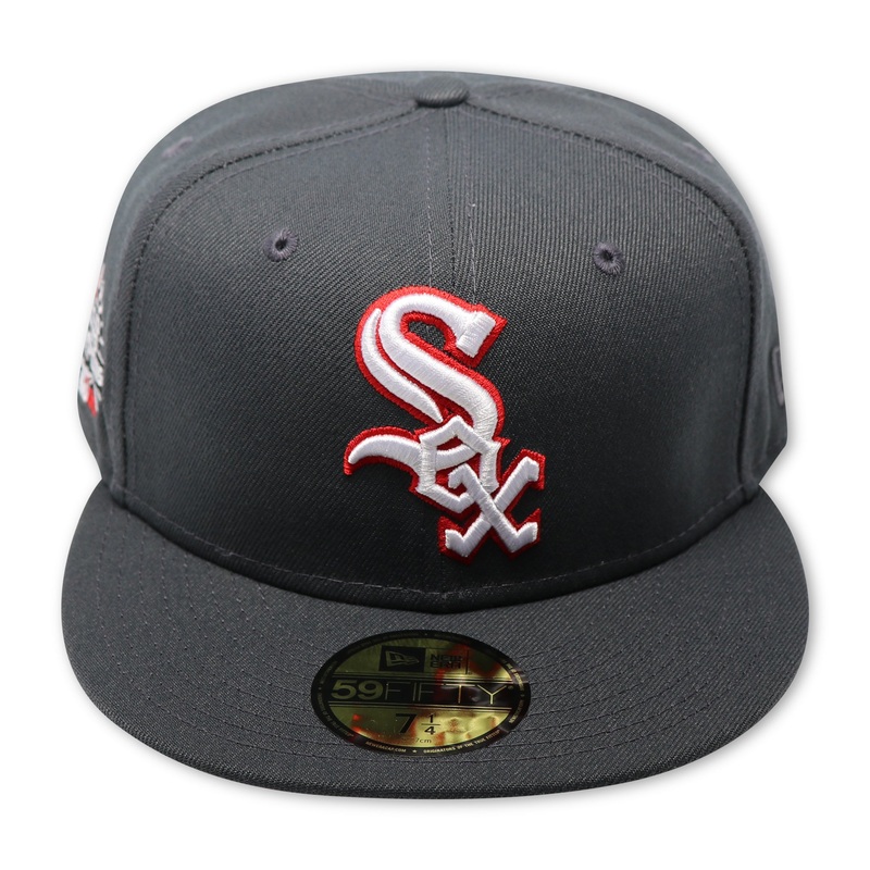 CHICAGO WHITESOX (GREY) (2005 WS CHAMPIONS) NEW ERA 59FIFTY FITTED (RED UNDER VISOR) 67/8
