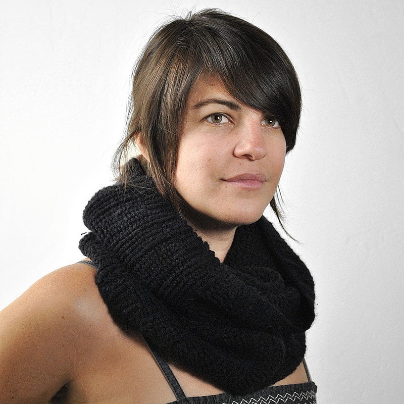 sur la tte Rib Knit Cowl Scarf 1-Size