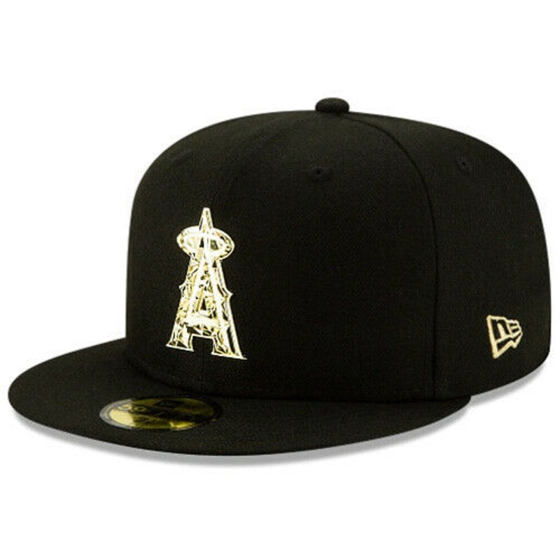 New Era Los Angeles Angels Black Metallic Gold Badge Logo 59FIFTY Fitted Hat