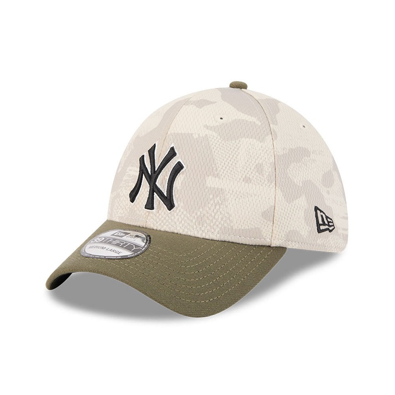 New York Yankees 39THIRTY MLB Armed Forces Day 2025 Stone/Olive Cap S-M