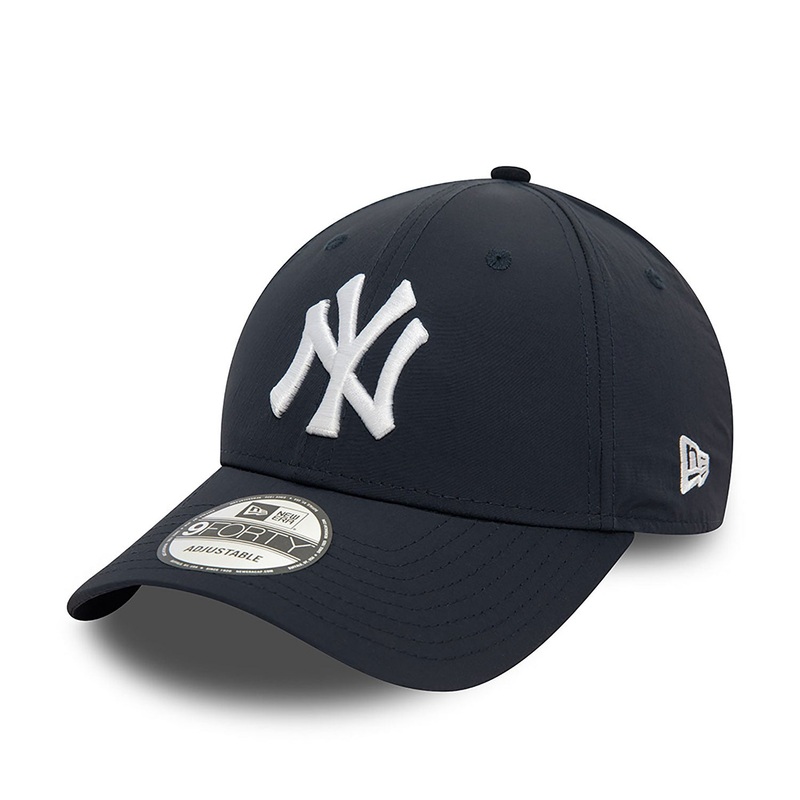 New York Yankees 9FORTY Recycled Navy Cap One Size