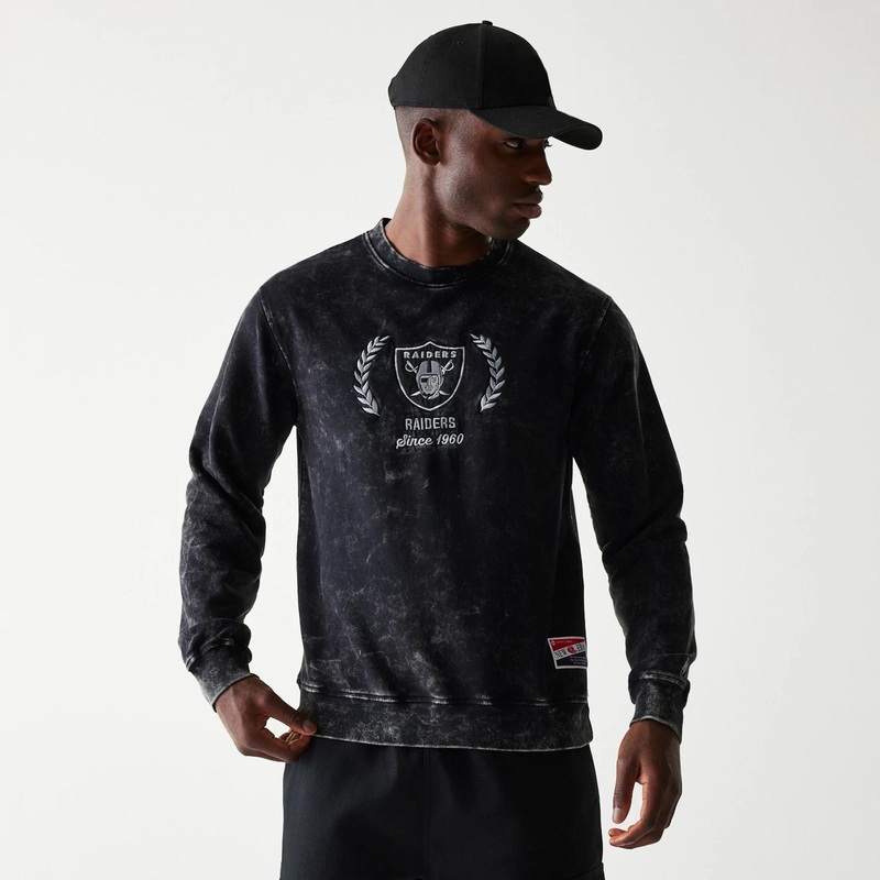 Las Vegas Raiders NFL Throwback Black Crew Neck Sweater S