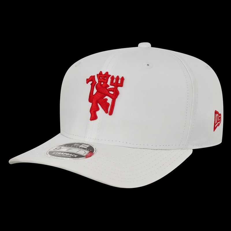 Manchester United 9FIFTY Wordmark Closure White Cap M-L